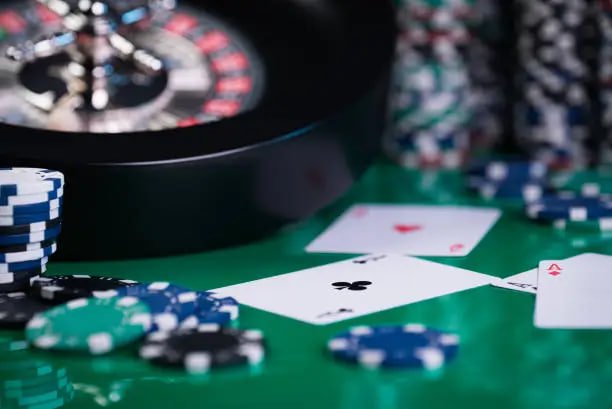 Side-by-side comparison of Android app and iOS Safari interface for rajacasino88 mobile gaming